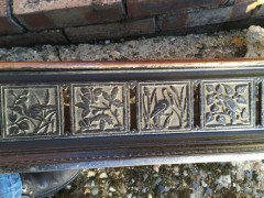 Thomas Jeckyll. Anglo-Japanese brass and cast iron fender - Thumbnail 4