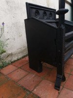 Hart Son & Peard, English Aesthetic Movement Fire Grate with Dog Head Finials - Thumbnail 15