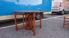 Heals, attributed. An English Arts & Crafts Oak Drop Leaf Hexagonal Dining Table - Thumbnail 3