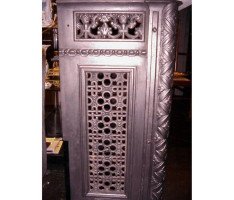 Four Cast Iron Consoles/Radiator Covers From the Royal Liverpool School of Music - Thumbnail 6