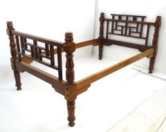 E. W. Godwin Style Rare Anglo-Japanese Walnut Double Bed with Lattice Work Details - Thumbnail 2
