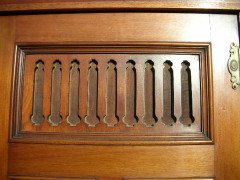 Gillows of Lancaster, Aesthetic Movement Walnut Armoire Wardrobe Compactum - Thumbnail 5