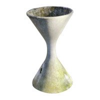 Willy Guhl, Extra Large Diablo Hourglass Planter in Wonderful Original Condition