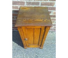 Charles Bevan, In the style of, Gothic Revival Oak Bedside Cabinet with Inlay - Thumbnail 4