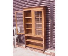Waring & Gillows, attributed. Arts & Crafts Oak Bookcase with Ebony & Fruitwood Inlays - Thumbnail 2