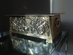 Margaret Gilmour Attributed, a Glasgow School Brass Planter with Stylised Roses - Thumbnail 3