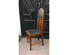 Wylie & Lochhead Attri. A Set of Four English Arts & Crafts Oak Dining Chairs - Thumbnail 3