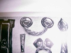 Morris & Co., attributed. An Arts & Crafts Oak Treble Linen Press, Metalwork by Rathbone - Thumbnail 18