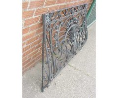 Victor Horta, Style of. An Art Nouveau Hand Wrought Iron Floral Balcony Railing - Thumbnail 2