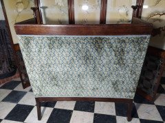 Walter Cave, Arts & Crafts Oak Settee with Voysey Style Uprights - Thumbnail 4