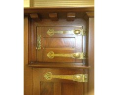 E. A. Taylor Attributed, Wylie & Lochhead Arts & Crafts Four-Piece Mahogany Bedroom Suite - Thumbnail 4