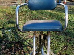 Mid-Century Modern Chrome Rotating & Extending Child's Hairdressing Armchair - Thumbnail 6