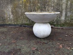 Willy Guhl, Eternit, Garden Planter with Ball Stand for the Dish Shaped Planter - Thumbnail 3