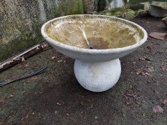 Willy Guhl, Eternit, Garden Planter with Ball Stand for the Dish Shaped Planter - Thumbnail 5