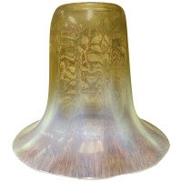 A Single Arts and Crafts Vaseline/Uranium Glass Shade. - Thumbnail 5