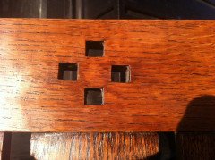 Wylie & Lochhead, attributed. A Pair of Glasgow School Arts & Crafts Oak Dining Chairs - Thumbnail 5