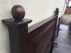 Shapland & Petter Arts & Crafts Oak Double Bed in the Manner of C. F. A. Voysey - Thumbnail 5