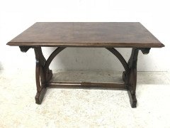 A. W. N. Pugin Attributed, Gillows Lancaster. A Gothic Revival Walnut Library Table. - Thumbnail 2