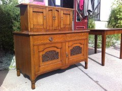 George Walton, Style of. A Small Arts & Crafts Oak Sideboard with Floral Carvings - Thumbnail 2