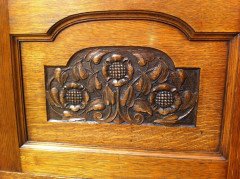 George Walton, Style of. Small Arts & Crafts Oak Sideboard with Floral Carvings - Thumbnail 6
