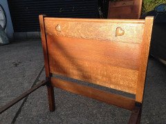 Heal's, Near Pair of Arts & Crafts Single Oak 3 Foot Wide Beds with Carved Hearts - Thumbnail 6