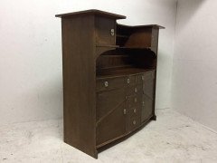 E. A. Taylor, Wylie & Lochhead. Exhibition Quality Glasgow School Oak Sideboard - Thumbnail 2