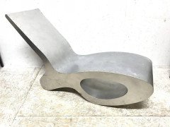 Mid-Century Modern Aluminium Organic Chaise Lounge In the style of Ron Arad - Thumbnail 2