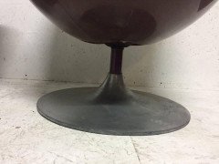 A Pair of Period Swivel Egg Chairs In the style of Eero Aarnio or Overman - Thumbnail 3