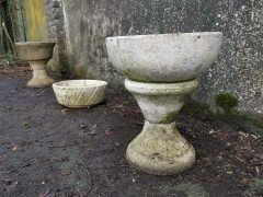 Mid-Century Modern, French Concrete Hourglass Planter on Stand (c.1960) - Thumbnail 3