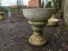Mid-Century Modern, French Concrete Hourglass Planter on Stand (c.1960) - Thumbnail 6