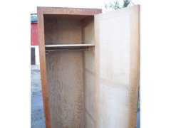 Heal's and Son, a 1930s Slim Single Oak Wardrobe or Kitchen Cupboard - Thumbnail 1