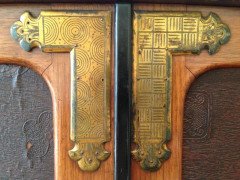 Rare Walnut Desk in the Anglo-Japanese Style Designed by Thomas Jeckyll - Thumbnail 8