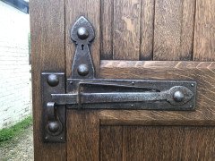 Arts & Crafts Oak Treble Wardrobe with Five Drawers by Liberty & Co - Thumbnail 5