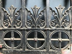 Gothic Revival Cast Iron Gate with Both Side Railings & Geometric Decoration - Thumbnail 5