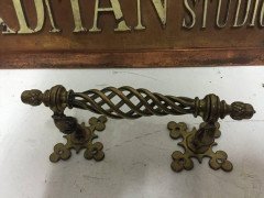 A. W. N. Pugin attri, a single brass door handle from the Palace of Westminster - Thumbnail 2