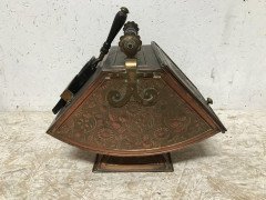 Dr. C Dresser, benham & Froud Aesthetic Movement Arts & Crafts Copper Coal Box - Thumbnail 4