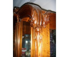 French Art Nouveau Walnut Display Cabinet - Thumbnail 6