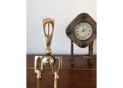 E. A. Taylor attri, Glasgow School. A Set of 3 Arts & Crafts Brass Fire Utensils - Thumbnail 2