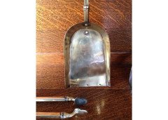 E. A. Taylor attri, Glasgow School. A Set of 3 Arts & Crafts Brass Fire Utensils - Thumbnail 4