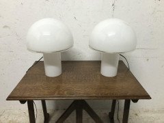 Vetri Murano, Rare Pair of Midcentury White Opaque Glass Mushroom Lamps - Thumbnail 4