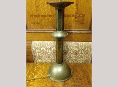 A Large Arts & Crafts Brass Table Lamp Attributed, to Gordon Russell. - Thumbnail 6