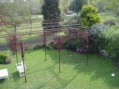 Mid-Victorian Moorish Wrought & Cast Iron Pergola or Decorative Garden Structure - Thumbnail 3