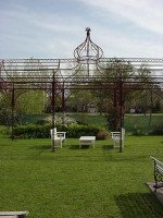 Mid-Victorian Moorish Wrought & Cast Iron Pergola or Decorative Garden Structure - Thumbnail 2
