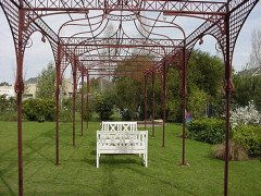 Mid-Victorian Moorish Wrought & Cast Iron Pergola or Decorative Garden Structure - Thumbnail 4