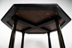 Gillows, attributed. Aesthetic Movement Ebonized Mahogany Centre Table with Amboyna Top - Thumbnail 12