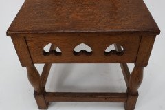 Shapland & Petter. An Arts & Crafts Oak Chair in the Style of M. H. Baillie Scott - Thumbnail 20