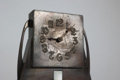 Glasgow School Patinated Brass Clock with Mother-of-Pearl Inlay c.1900 - Thumbnail 9