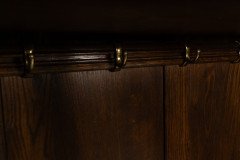Shapland & Petter. A quality Glasgow style Arts & Crafts Oak Hall cupboard - Thumbnail 11