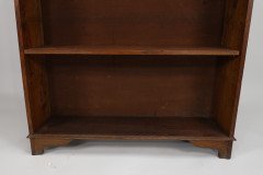 Wylie & Lochhead Attributed, an Arts & Crafts Oak Bookcase with Ying-Yang Detail to the Top & Adjustable Shelves - Thumbnail 12