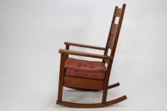 Stickley Brothers (style Of). An American Arts & Crafts Oak Rocking Chair - Thumbnail 7